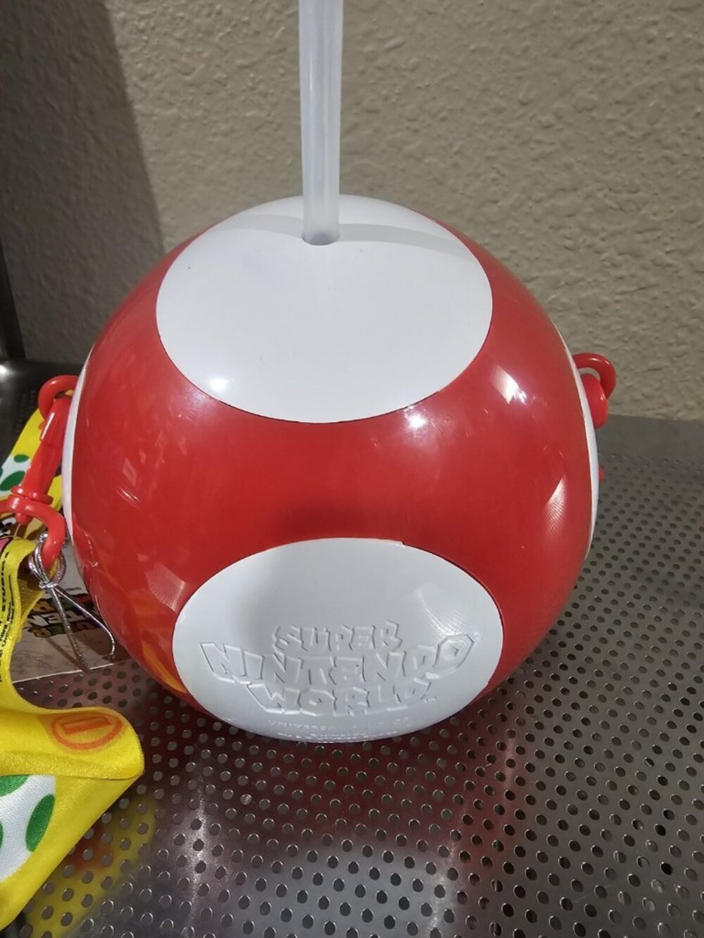 USJ Super Nintendo World Drink bottle Mushroom Toad Universal Studios NEW - Picture 3 of 5